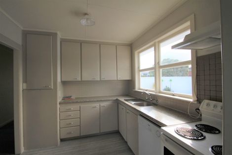 Photo of property in 23 Holland Road, Hillcrest, Auckland, 0627