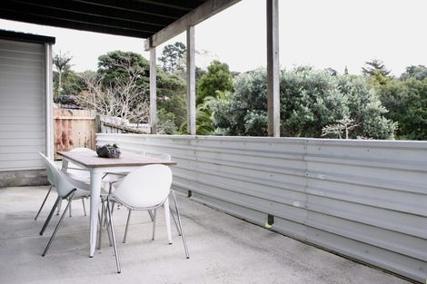 Photo of property in 42 Elliston Crescent, Stanmore Bay, Whangaparaoa, 0932