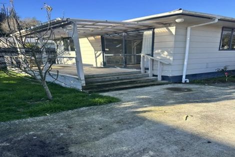 Photo of property in 2/7 Norana Road, Maoribank, Upper Hutt, 5018