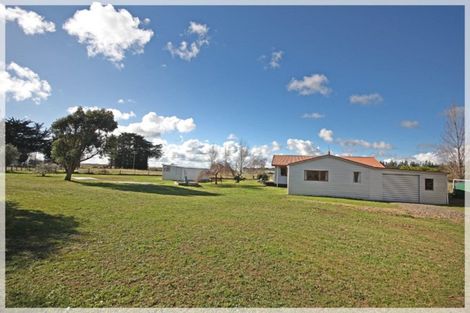 Photo of property in 296 Motuiti Road, Foxton, 4891