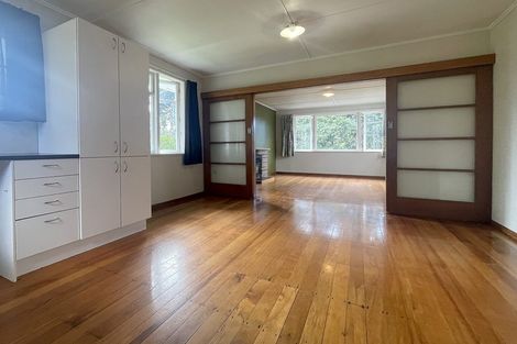 Photo of property in 82 Brois Street, Frankleigh Park, New Plymouth, 4310