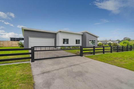 Photo of property in 49 Longreach Drive, Cooks Beach, Whitianga, 3591
