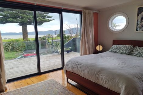 Photo of property in 79 Marine Parade, Paraparaumu Beach, Paraparaumu, 5032
