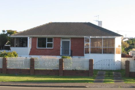 Photo of property in 130 Main Road, Titahi Bay, Porirua, 5022