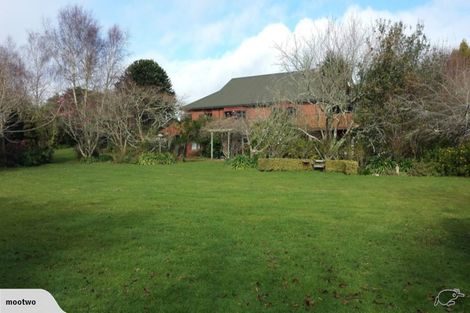 Photo of property in 97 Avenue North Road, Levin, 5510