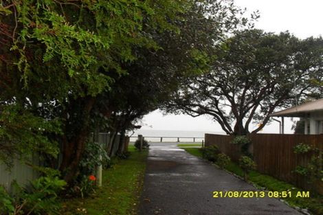 Photo of property in 11 Sandys Parade, Laingholm, Auckland, 0604