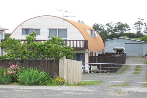 Photo of property in 565 Great South Road, Rosehill, Papakura, 2113