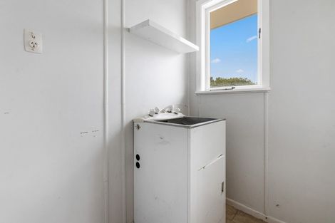 Photo of property in 6 Kahu Street, Utuhina, Rotorua, 3015