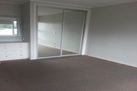 Photo of property in 3/11 Onepoto Road, Hauraki, Auckland, 0622