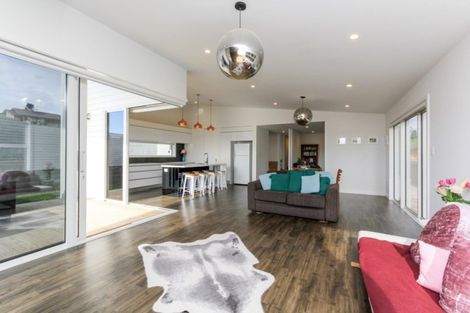 Photo of property in 54 Ainslee Street, Highlands Park, New Plymouth, 4312