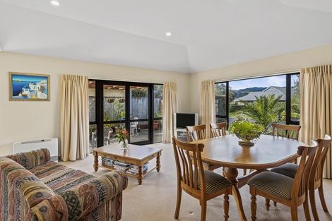 Photo of property in 29 Consort Close, Paraparaumu Beach, Paraparaumu, 5032