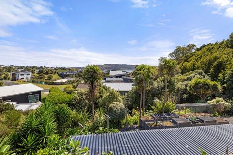 Photo of property in 25 Manukau Road, Raglan, 3225