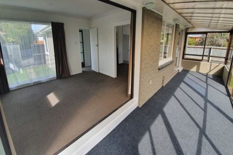 Photo of property in 157 Wainoni Road, Avondale, Christchurch, 8061