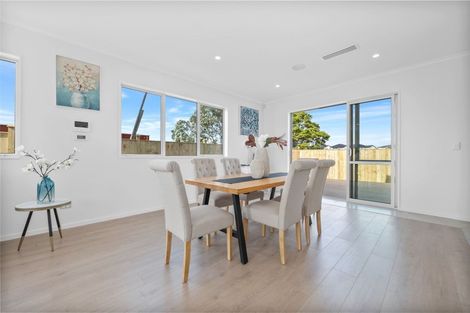 Photo of property in 13 Drumconnell Drive, Flat Bush, Auckland, 2019