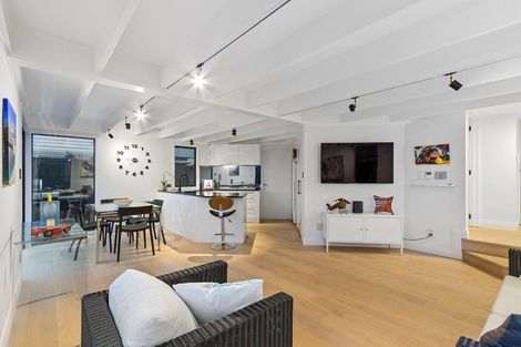 Photo of property in 2/36 Edgeware Road, St Albans, Christchurch, 8014