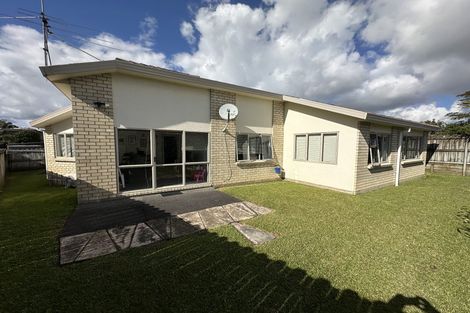 Photo of property in 2/700 Chapel Road, Dannemora, Auckland, 2016