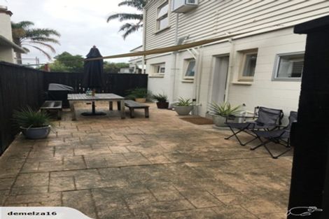 Photo of property in 80 Ngataringa Road, Devonport, Auckland, 0624