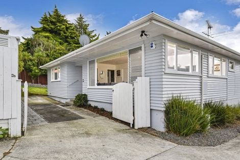 Photo of property in 3b Dallinghoe Crescent, Milford, Auckland, 0620