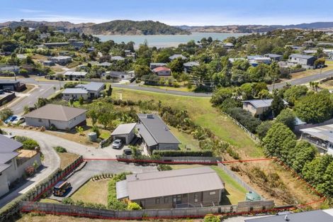 Photo of property in 5b Waikowhai Place, Raglan, 3225