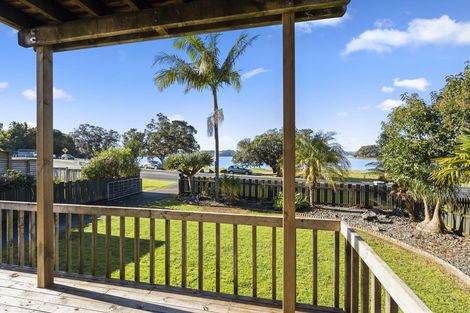 Photo of property in 2 Seaview Road, Paihia, 0200