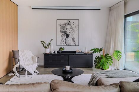 Photo of property in 490 Point Chevalier Road, Point Chevalier, Auckland, 1022