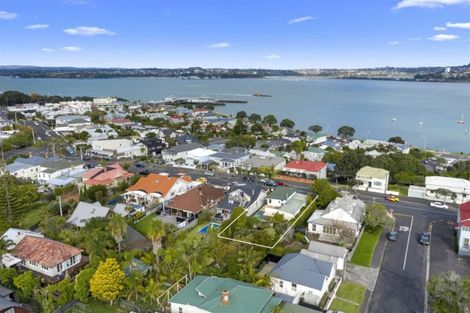 Photo of property in 54 Calliope Road, Devonport, Auckland, 0624
