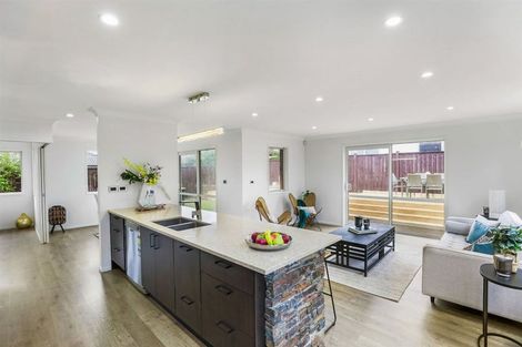 Photo of property in 42 Castellina Drive, Karaka, Papakura, 2113