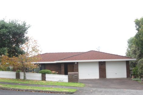 Photo of property in 50 Pigeon Mountain Road, Half Moon Bay, Auckland, 2012