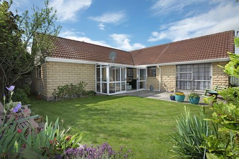 Photo of property in 153a High Street, Bulls, 4818