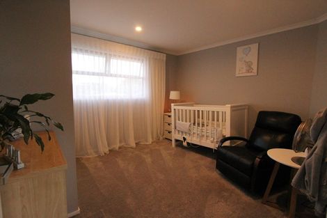 Photo of property in 22 Smith Street, Lepperton, New Plymouth, 4373