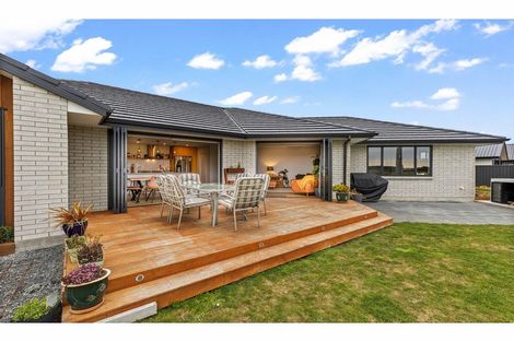 Photo of property in 32 Lindsay Way, Grasmere, Invercargill, 9810