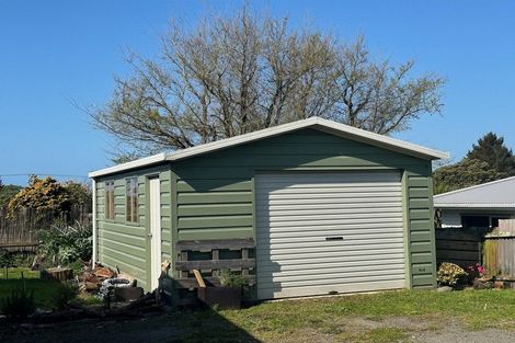 Photo of property in 104 Centennial Avenue, Waitara, 4320