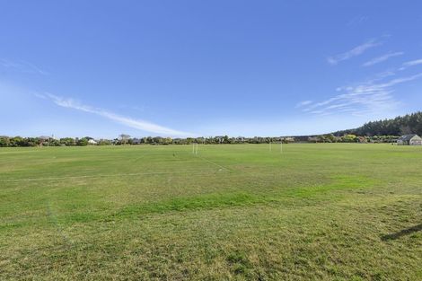 Photo of property in 570 Bower Avenue, Parklands, Christchurch, 8083