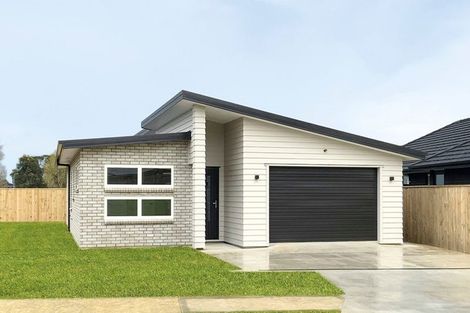 Photo of property in 3 Pahiki Crescent, Levin, 5510