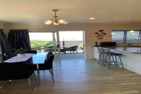 Photo of property in 35 Palomino Place, Papamoa Beach, Papamoa, 3118