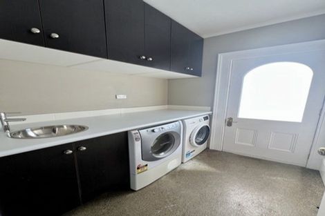 Photo of property in 1 Mozeley Avenue, Devonport, Auckland, 0624