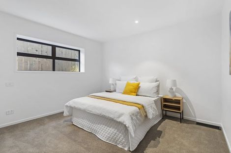 Photo of property in 54a Awaroa Road, Sunnyvale, Auckland, 0612