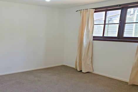 Photo of property in 91g Wade River Road, Stanmore Bay, Whangaparaoa, 0932