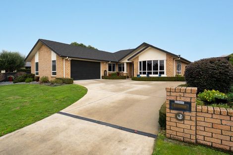 Photo of property in 7 Cooper Crescent, Cambridge, 3434