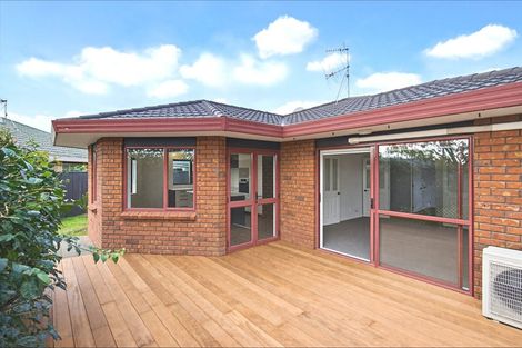 Photo of property in 4 Glen Loch Place, Paraparaumu, 5032