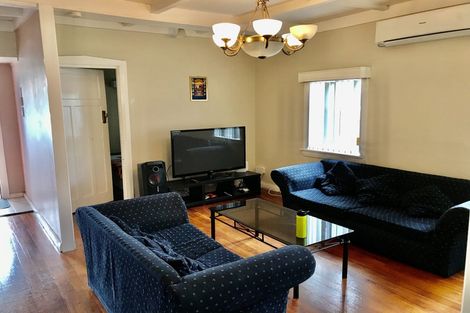 Photo of property in 324 Mount Albert Road, Mount Roskill, Auckland, 1041