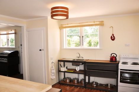 Photo of property in 23 Cumberland Street, Leigh, 0985