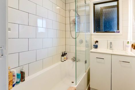 Photo of property in 1a Cannon Drive, Kerikeri, 0230