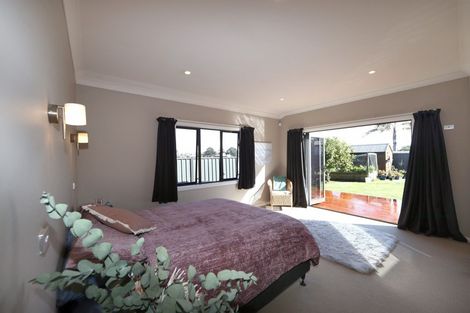 Photo of property in Heynes Place, 28 Heynes Place, Clive, 4102