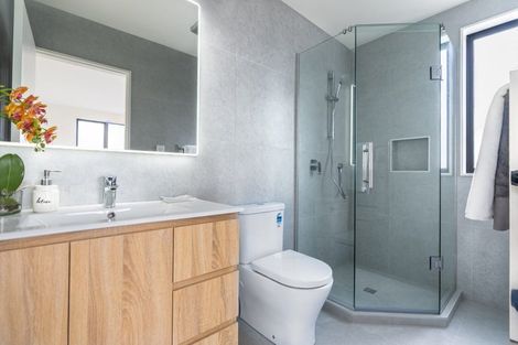 Photo of property in 77 Tahuhu Road, Mount Wellington, Auckland, 1062