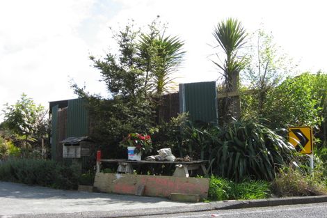 Photo of property in 245 Forest Hill Road, Waiatarua, Auckland, 0612