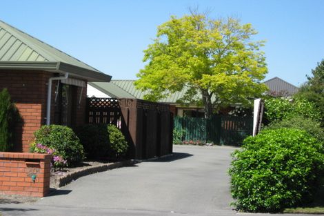 Photo of property in 1/180 Hawthornden Road, Avonhead, Christchurch, 8042