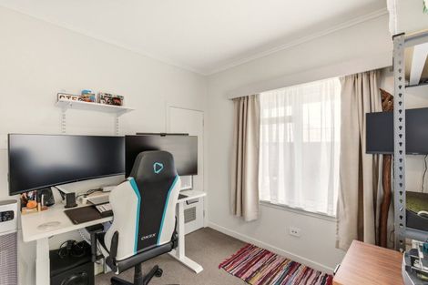 Photo of property in 380 Devon Street West, Lynmouth, New Plymouth, 4310
