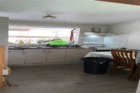 Photo of property in 5 Ashcroft Avenue, Mangere Bridge, Auckland, 2022