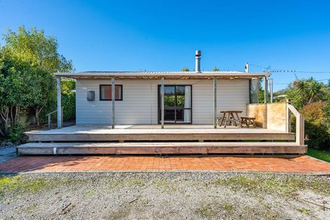 Photo of property in 1 Bay Road, Warrington, Waikouaiti, 9471